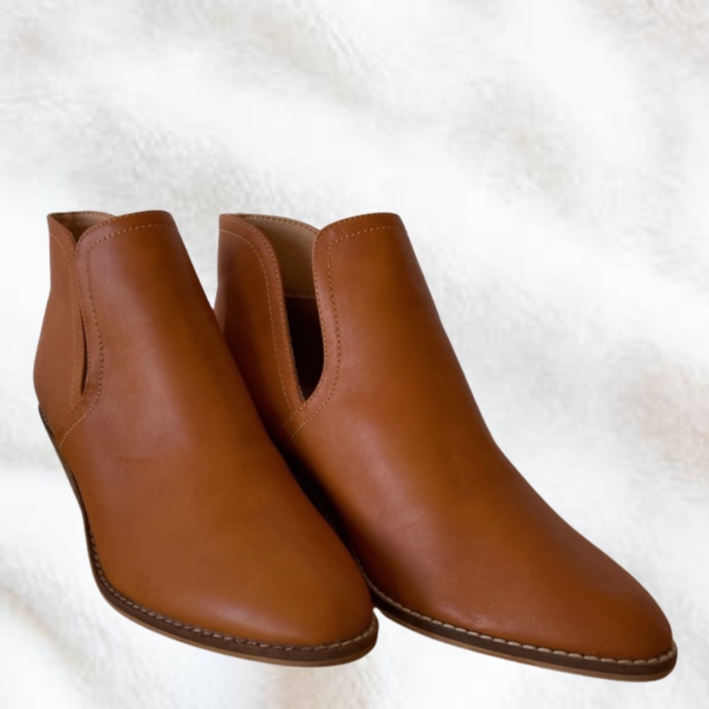 Beast fashion SUNNY Western Ankle Booties Women's low heel SIZE 8.5
